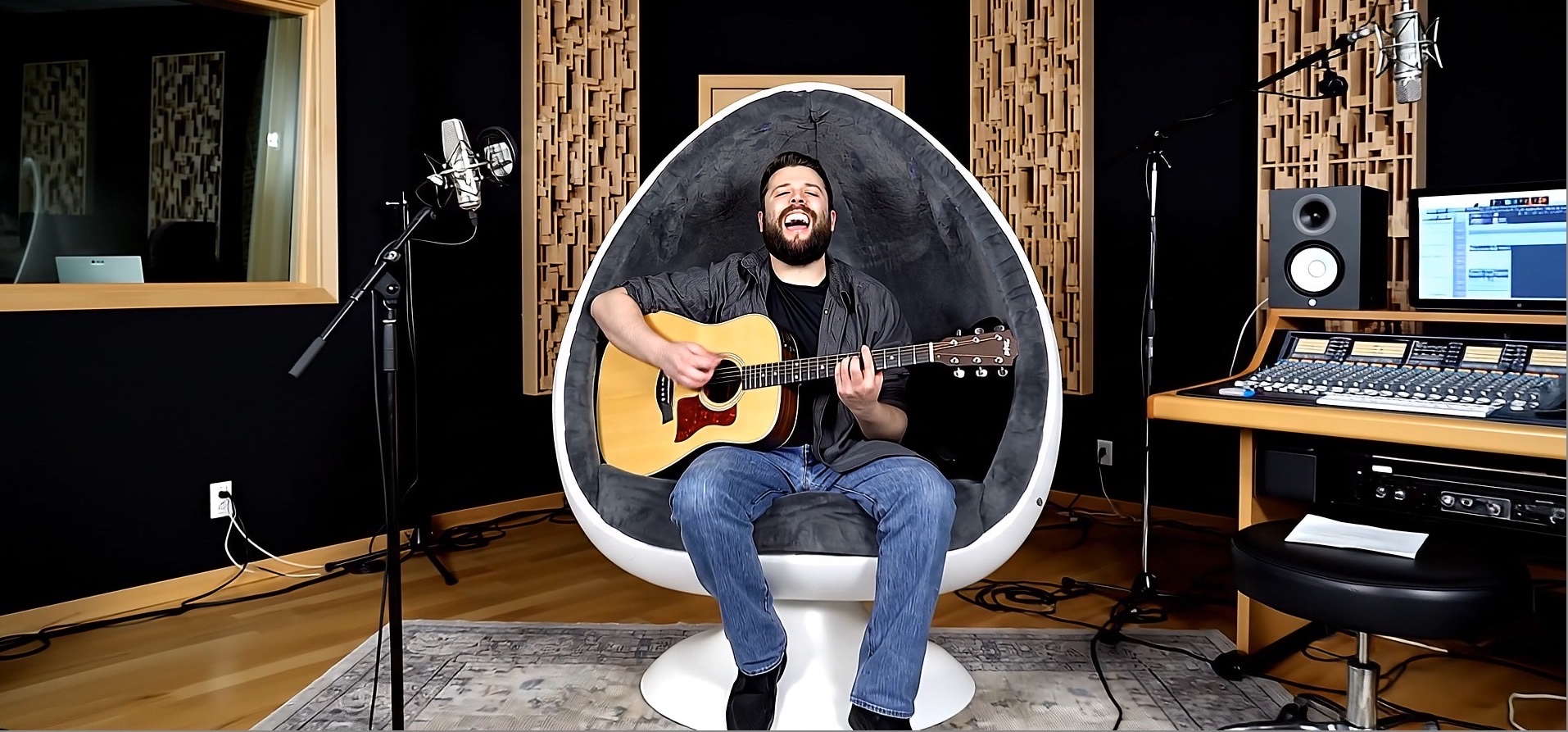 Solodome Premium Audio Chair